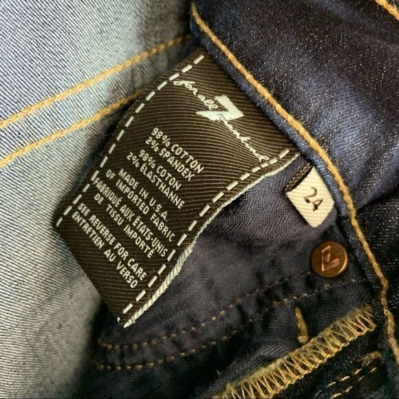 7 For All Mankind hi-Rise, Straight Jeans - Picture 7 of 7